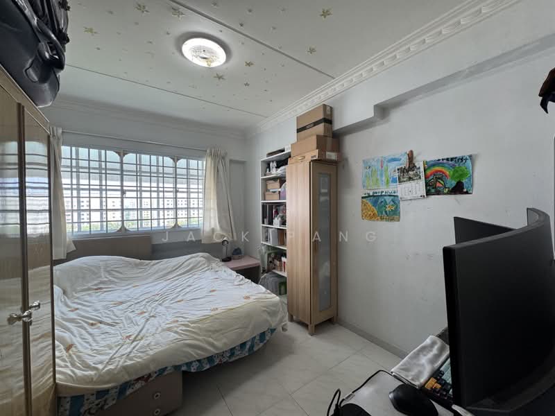 672 Choa Chu Kang Crescent, 672 Choa Chu Kang Crescent, 3 Bedrooms, 1,076 sqft, HDB Flat For Sale, by Jack Pang, 500200417 - Bedroom - PropertyGuru.com.sg