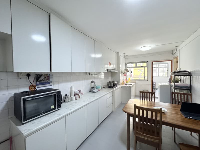 646 Ang Mo Kio Avenue 6, 646 Ang Mo Kio Avenue 6, 3 Bedrooms, 807 sqft, HDB Flat For Sale, by Steven Yan, 500200419 - Kitchen - PropertyGuru.com.sg