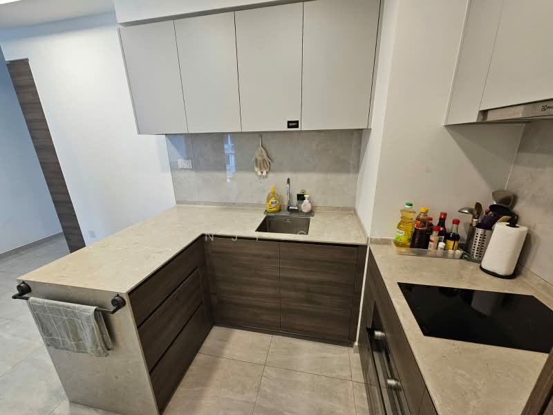 The Florence Residences, 99 Hougang Avenue 2, 2 Bedrooms, 635 sqft, Condominium For Rent, by Benji Chia, 500200428 - Kitchen - PropertyGuru.com.sg