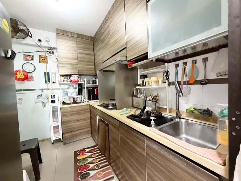 170A Punggol Field, 170A Punggol Field, 3 Bedrooms, 990 sqft, HDB Flat For Sale, by Kitson Chan, 500200438 - Kitchen - PropertyGuru.com.sg