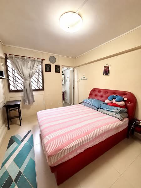 349 Clementi Avenue 2, 349 Clementi Avenue 2, 3 Bedrooms, 990 sqft, HDB Flat For Sale, by Haziq Irwan, 500200439 - Bedroom - PropertyGuru.com.sg