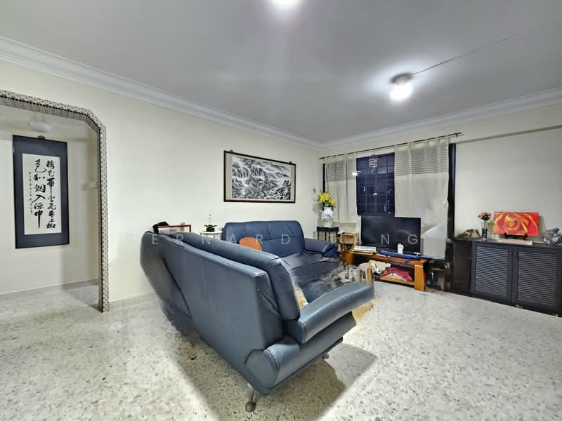 640 Ang Mo Kio Avenue 6, 640 Ang Mo Kio Avenue 6, 3 Bedrooms, 990 sqft, HDB Flat For Sale, by Bernard Tang, 500200442 - Living Room - PropertyGuru.com.sg