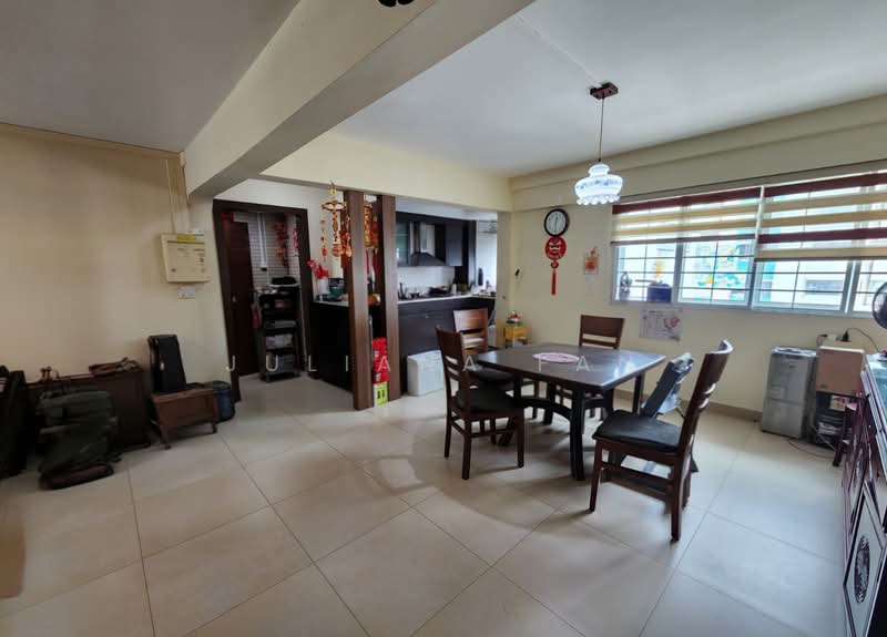 213 Serangoon Avenue 4, 213 Serangoon Avenue 4, 3 Bedrooms, 1,345 sqft, HDB Flat For Sale, by Juliana Fan, 500200443 - Dining Room - PropertyGuru.com.sg