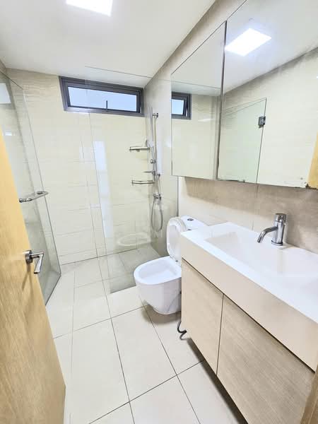 A Treasure Trove, 58 Punggol Walk, 3 Bedrooms, 1,206 sqft, Condominium For Rent, by Jeremy Li, 500200447 - Bathroom - PropertyGuru.com.sg