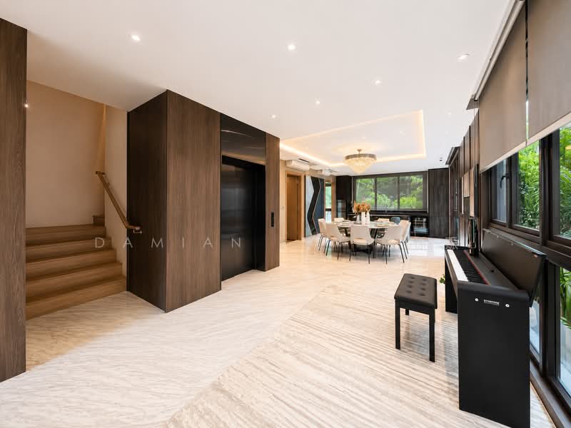 ⭐️LAST BRAND NEW TOP 3.5-STY CORNER TERRACE IN D11⭐️1 KM OF SJI JUNIOR⭐️NEAR NOVENA MRT & BUS STOP⭐️, Shrewsbury Road Buckley Gentle Gilstead Evelyn Chancery Barker Goldhill Mount Rosie Dyson Merlimau Tan Sim Boh Whitley Bo Seng Novena Utara Selatan Emerald Saunders Cairnhill Mutiara Hoot Kiam Arnap Kelawar Tupai Robin Fernhill Cambridge Carlisle, 6 Bedrooms, 6,926 sqft, Corner Terrace For Sale, by Damian Tan 陈係赈, 500200453 - Dining - PropertyGuru.com.sg