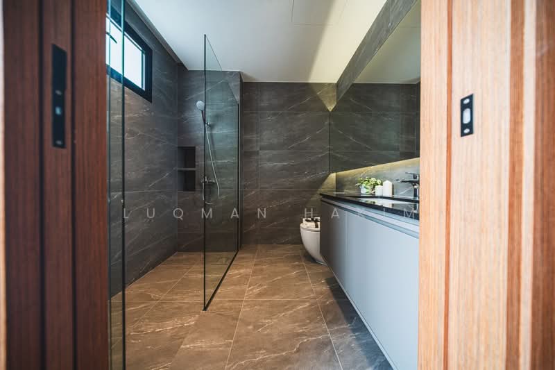 LUXURY BRAND NEW MODERN FREEHOLD, Kandis, Kandis Walk, Jalan Sankam, Jalan Janggus, 5 Bedrooms, 1,771 sqft, Terraced House For Sale, by Luqman Hakim, 500200461 - Bathroom - PropertyGuru.com.sg