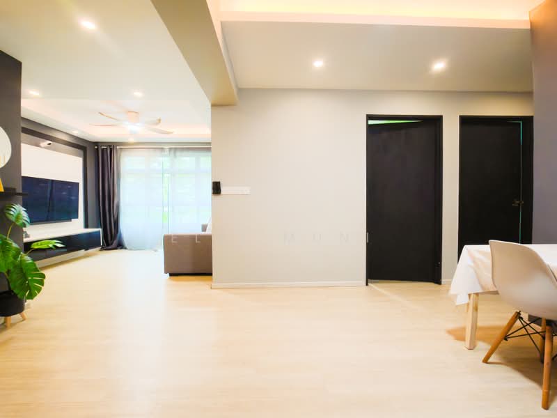 449A Bukit Batok West Avenue 9, 449A Bukit Batok West Avenue 9, 3 Bedrooms, 1,001 sqft, HDB Flat For Sale, by Elfi Muni, 500200463 - Living Room - PropertyGuru.com.sg