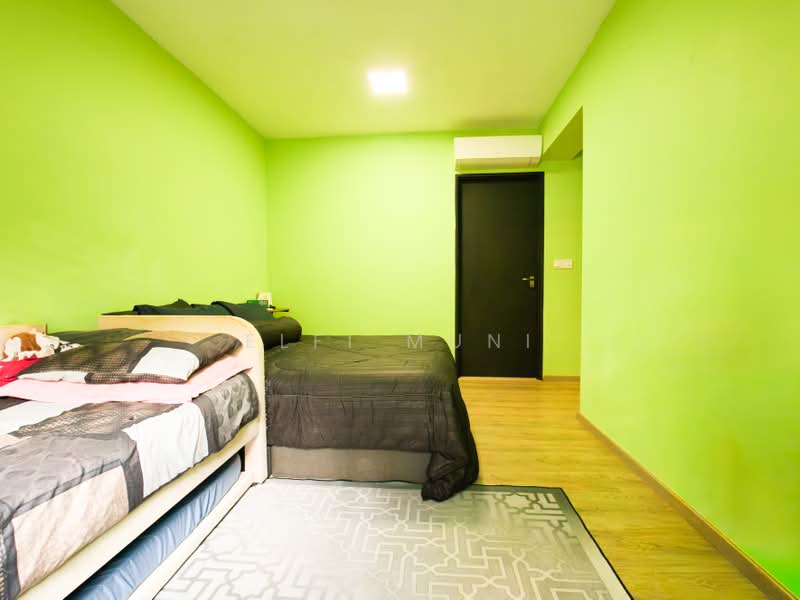 449A Bukit Batok West Avenue 9, 449A Bukit Batok West Avenue 9, 3 Bedrooms, 1,001 sqft, HDB Flat For Sale, by Elfi Muni, 500200463 - Bedroom - PropertyGuru.com.sg