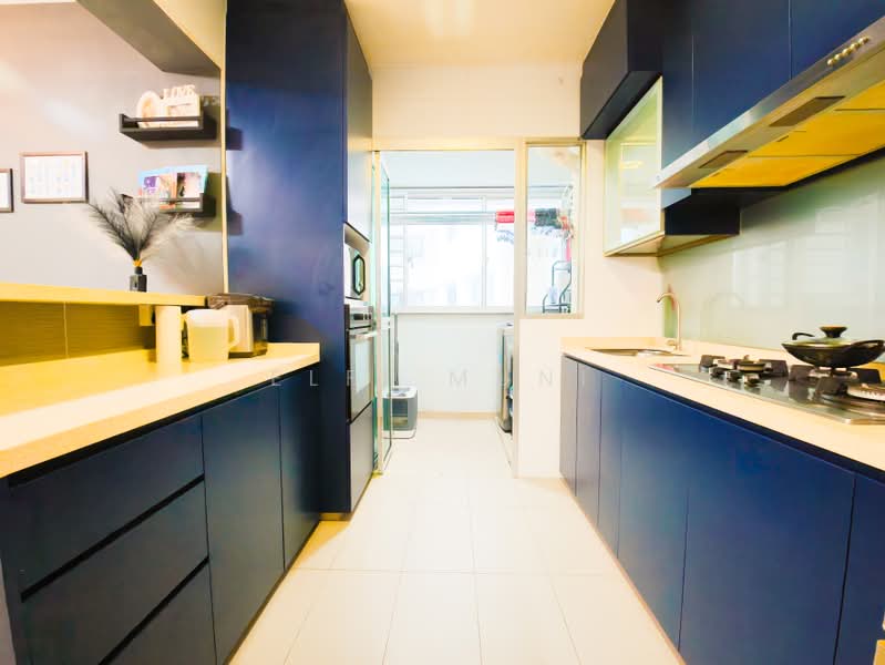 449A Bukit Batok West Avenue 9, 449A Bukit Batok West Avenue 9, 3 Bedrooms, 1,001 sqft, HDB Flat For Sale, by Elfi Muni, 500200463 - Kitchen - PropertyGuru.com.sg