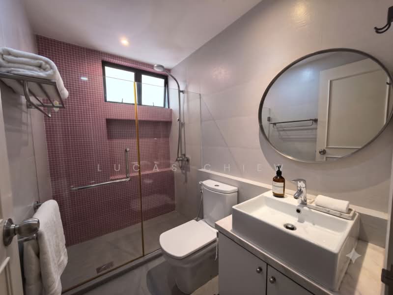 Tanglin Park, 1 Ridley Park, 3 Bedrooms, 1,335 sqft, Condominium For Rent, by Lucas Chiew, 500200464 - Bathroom - PropertyGuru.com.sg