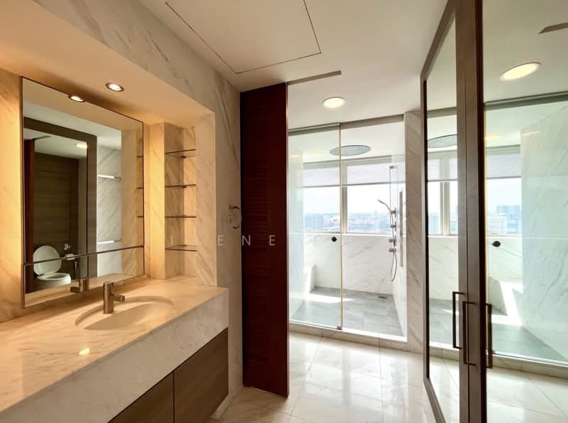 The Sail @ Marina Bay, 6 Marina Boulevard, 4 Bedrooms, 2,174 sqft, Condominium For Sale, by Eirene Phua, 500200467 - Master Bathroom - PropertyGuru.com.sg