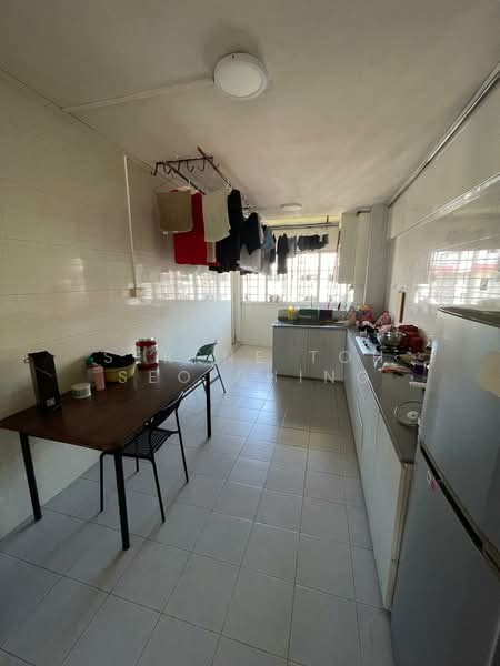 706 Clementi West Street 2, 706 Clementi West Street 2, 2 Bedrooms, 700 sqft, HDB Flat For Rent, by Serene Toh Seo Shing, 500200468 - Kitchen - PropertyGuru.com.sg
