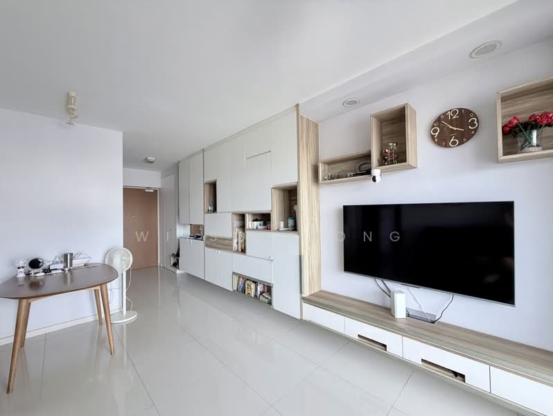 530C Pasir Ris Drive 1, 530C Pasir Ris Drive 1, 3 Bedrooms, 926 sqft, HDB Flat For Sale, by Wilson Kong, 500200473 - Living Room - PropertyGuru.com.sg