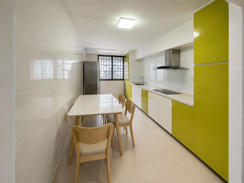 557 Ang Mo Kio Avenue 10, 557 Ang Mo Kio Avenue 10, 2 Bedrooms, 732 sqft, HDB Flat For Sale, by Stewart Lim, 500200482 - Kitchen - PropertyGuru.com.sg