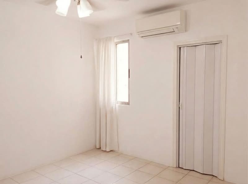 153 Yishun Street 11, 153 Yishun Street 11, 2 Bedrooms, 721 sqft, HDB Flat For Sale, by Peh Leng See, 500200489 - Interior - PropertyGuru.com.sg