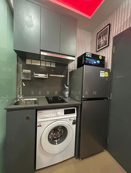 The Landmark, 173 Chin Swee Road, Studio, 350 sqft, Condominium For Rent, by Sebastian Wong, 500200491 - Kitchen - PropertyGuru.com.sg