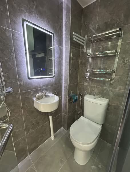 The Landmark, 173 Chin Swee Road, Studio, 350 sqft, Condominium For Rent, by Sebastian Wong, 500200491 - Bathroom - PropertyGuru.com.sg