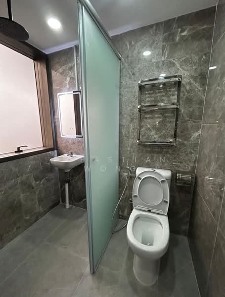 The Landmark, 173 Chin Swee Road, Studio, 350 sqft, Condominium For Rent, by Sebastian Wong, 500200491 - Bathroom - PropertyGuru.com.sg