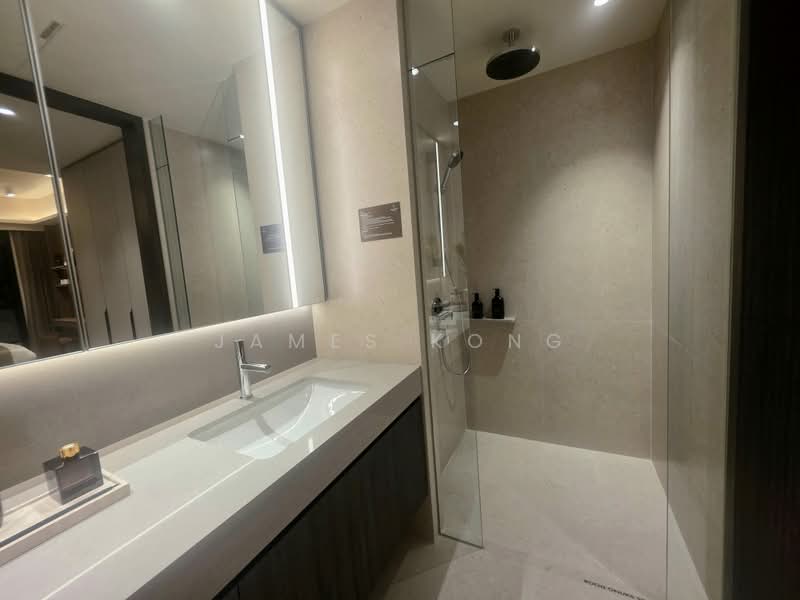 Hudson Place Residences, , 4 Bedrooms, 1,432 sqft, Condominium For Sale, by James Kong, 500200500 - Bathroom - PropertyGuru.com.sg