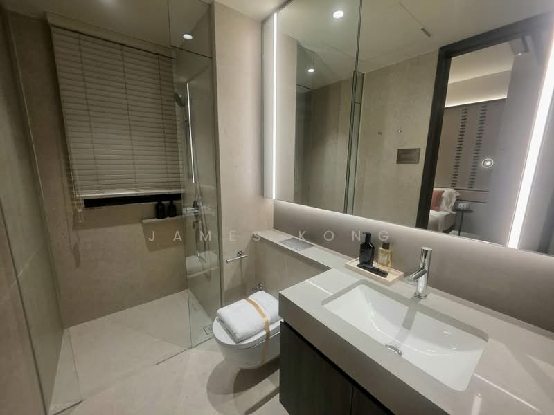 Hudson Place Residences, , 4 Bedrooms, 1,432 sqft, Condominium For Sale, by James Kong, 500200500 - Bathroom - PropertyGuru.com.sg