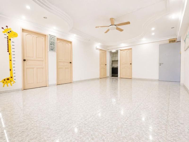 747 Pasir Ris Street 71, 747 Pasir Ris Street 71, Pasir Ris / Tampines, 3 Bedrooms, 1,119 sqft, HDB Flat For Sale, by Zan Sim (沈瓒延), 500200504 - Living Room - PropertyGuru.com.sg
