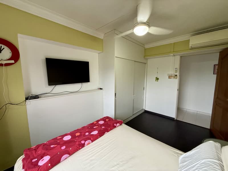 299 Yishun Street 20, 299 Yishun Street 20, 3 Bedrooms, 1,184 sqft, HDB Flat For Sale, by Derick Foo, 500200510 - Bedroom - PropertyGuru.com.sg