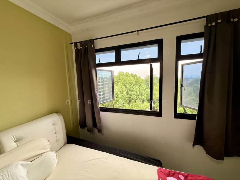 299 Yishun Street 20, 299 Yishun Street 20, 3 Bedrooms, 1,184 sqft, HDB Flat For Sale, by Derick Foo, 500200510 - Bedroom - PropertyGuru.com.sg