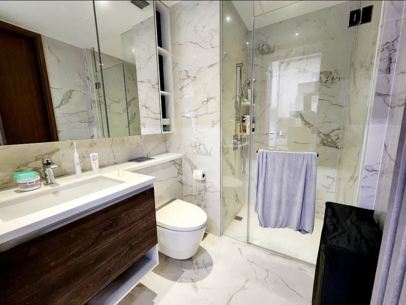 Parc Botannia, 10 Fernvale Street, 1 Bedroom, 430 sqft, Condominium For Sale, by Eugene Chan, 500200517 - Bathroom - PropertyGuru.com.sg
