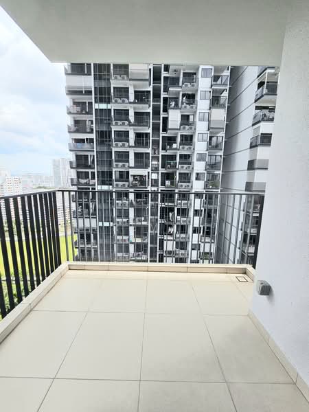 Sky Vue, 3 Bishan Street 15, 2 Bedrooms, 678 sqft, Condominium For Rent, by Jeremy Li, 500200529 - Balcony - PropertyGuru.com.sg