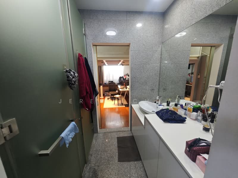 The Hillier, 6 Hillview Rise, 1 Bedroom, 624 sqft, Condominium For Sale, by Jeremy Chua, 500200559 - Bathroom - PropertyGuru.com.sg