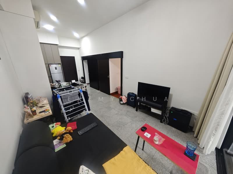 The Hillier, 6 Hillview Rise, 1 Bedroom, 624 sqft, Condominium For Sale, by Jeremy Chua, 500200559 - Living Room - PropertyGuru.com.sg
