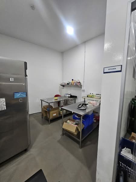 Hersing Kitchen @ Tampines, 21 Tampines Street 92, 3,871 sqft, Factory / Workshop (B2) For Rent, by Clarence Tan, 500200560 - Kitchen - CommercialGuru.com.sg