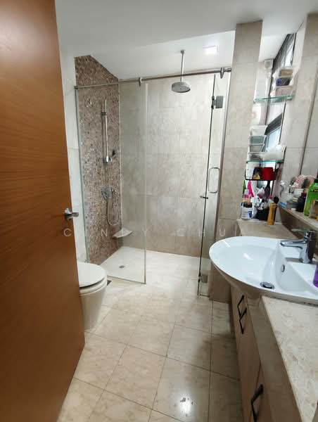 The Raintree, 87 Bukit Drive, 4 Bedrooms, 1,335 sqft, Condominium For Sale, by Cindy Chua, 500200563 - Bathroom - PropertyGuru.com.sg
