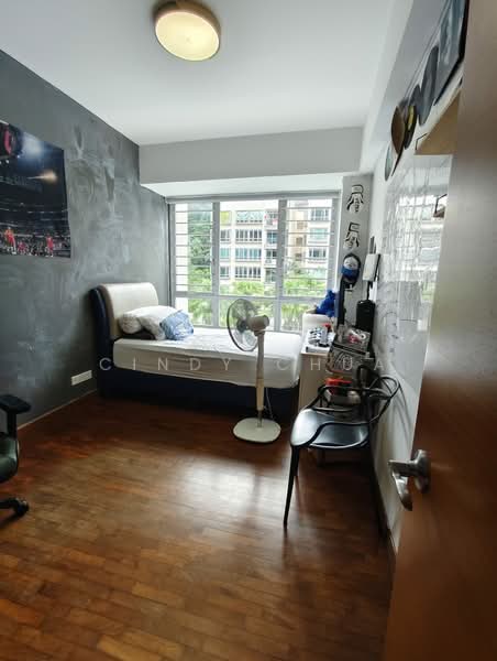 The Raintree, 87 Bukit Drive, 4 Bedrooms, 1,335 sqft, Condominium For Sale, by Cindy Chua, 500200563 - Bedroom 1 - PropertyGuru.com.sg