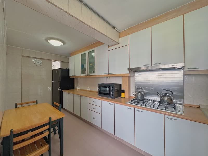 44 Marine Crescent, 44 Marine Crescent, 3 Bedrooms, 1,292 sqft, HDB Flat For Sale, by Nathaniel Oh, 500200568 - Kitchen - PropertyGuru.com.sg