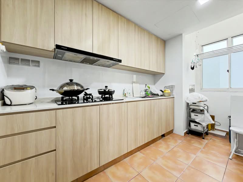 Casablanca, 21 Rosewood Drive, 2 Bedrooms, 893 sqft, Condominium For Sale, by Joshua Soh, 500200574 - Kitchen - PropertyGuru.com.sg