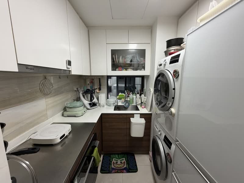 The Brownstone, 160 Canberra Drive, Room Rental, 150 sqft, Executive Condominium For Rent, by George Poo, 500200575 - Kitchen - PropertyGuru.com.sg