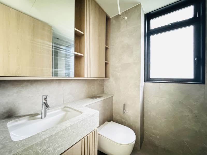 KI Residences At Brookvale, 2 Brookvale Drive, 3 Bedrooms, 980 sqft, Condominium For Rent, by Jason Chen 陈野文, 500200586 - Master Bathroom - PropertyGuru.com.sg