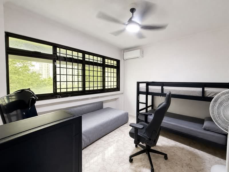 607 Woodlands Ring Road, 607 Woodlands Ring Road, 3 Bedrooms, 1,291 sqft, HDB Flat For Sale, by Derrick Low, 500200611 - Bedroom - PropertyGuru.com.sg