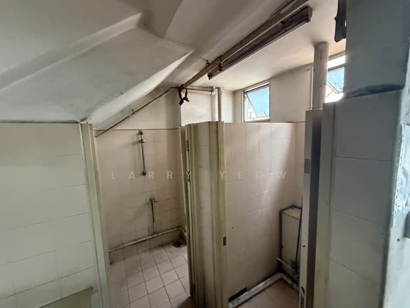 North Link Building, 10 Admiralty Street, 5,188 sqft, Light Industrial (B1) For Rent, by Larry Yeow, 500200616 - Bathroom - CommercialGuru.com.sg