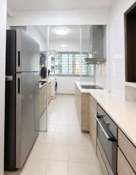 488A Choa Chu Kang Avenue 5, 488A Choa Chu Kang Avenue 5, 3 Bedrooms, 1,001 sqft, HDB Flat For Sale, by Qristine Goh, 500200617 - Kitchen - PropertyGuru.com.sg