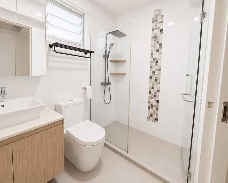 488A Choa Chu Kang Avenue 5, 488A Choa Chu Kang Avenue 5, 3 Bedrooms, 1,001 sqft, HDB Flat For Sale, by Qristine Goh, 500200617 - Bathroom - PropertyGuru.com.sg