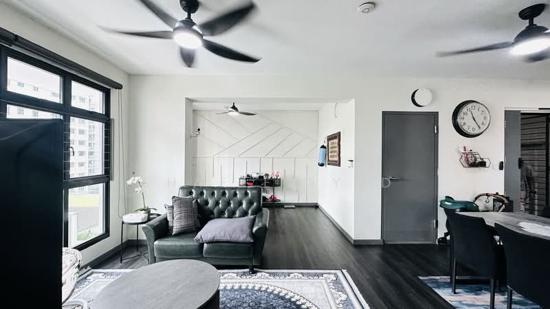 419A Northshore Drive, 419A Northshore Drive, 3 Bedrooms, 1,012 sqft, HDB Flat For Sale, by Shafie Syed, 500200620 - Living Room - PropertyGuru.com.sg