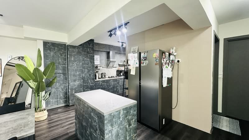 419A Northshore Drive, 419A Northshore Drive, 3 Bedrooms, 1,012 sqft, HDB Flat For Sale, by Shafie Syed, 500200620 - Kitchen - PropertyGuru.com.sg