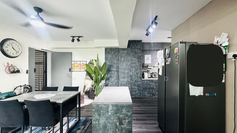 419A Northshore Drive, 419A Northshore Drive, 3 Bedrooms, 1,012 sqft, HDB Flat For Sale, by Shafie Syed, 500200620 - Kitchen - PropertyGuru.com.sg