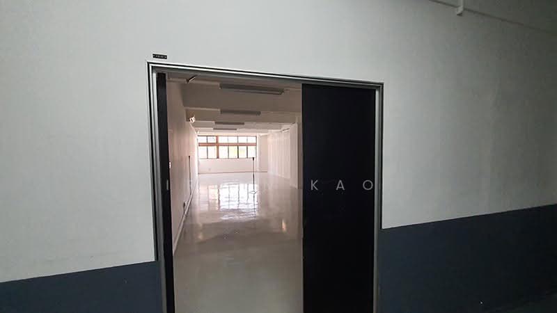 Halcyon 1, 39A Jalan Pemimpin, 1,001 sqft, Light Industrial (B1) For Rent, by Irwin Kao, 500200623 - Interior - CommercialGuru.com.sg