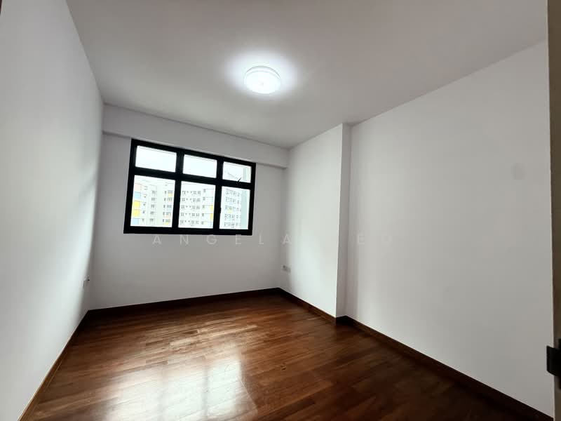 808D Choa Chu Kang Avenue 1, 808D Choa Chu Kang Avenue 1, 3 Bedrooms, 990 sqft, HDB Flat For Sale, by Angela Neo, 500200630 - Common bedroom  - PropertyGuru.com.sg