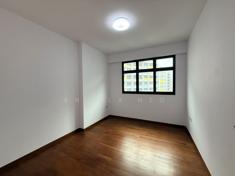 808D Choa Chu Kang Avenue 1, 808D Choa Chu Kang Avenue 1, 3 Bedrooms, 990 sqft, HDB Flat For Sale, by Angela Neo, 500200630 - Common bedroom  - PropertyGuru.com.sg