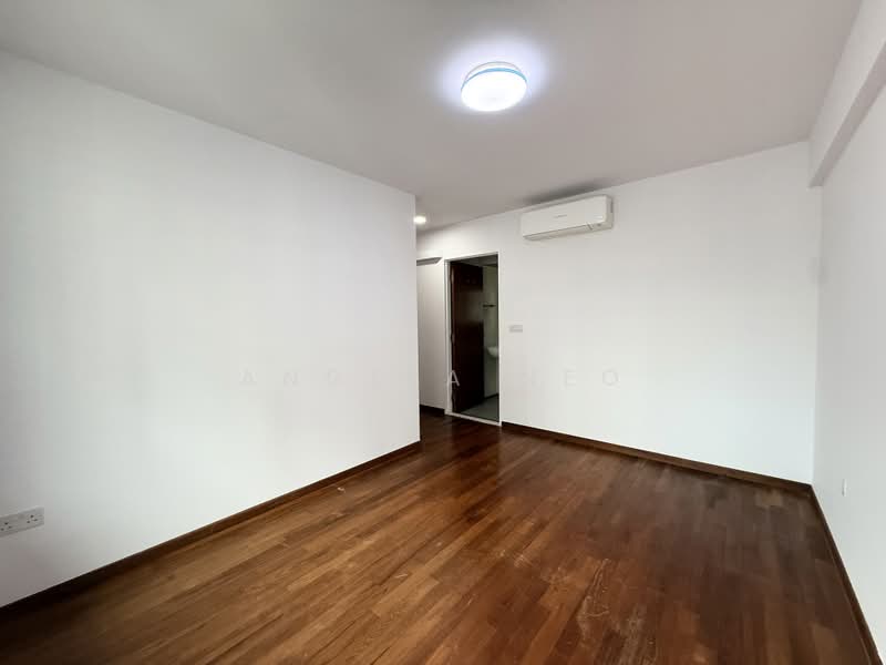 808D Choa Chu Kang Avenue 1, 808D Choa Chu Kang Avenue 1, 3 Bedrooms, 990 sqft, HDB Flat For Sale, by Angela Neo, 500200630 - Master bedroom  - PropertyGuru.com.sg