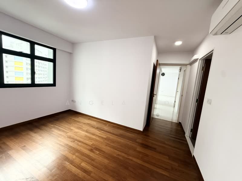 808D Choa Chu Kang Avenue 1, 808D Choa Chu Kang Avenue 1, 3 Bedrooms, 990 sqft, HDB Flat For Sale, by Angela Neo, 500200630 - Master bedroom  - PropertyGuru.com.sg